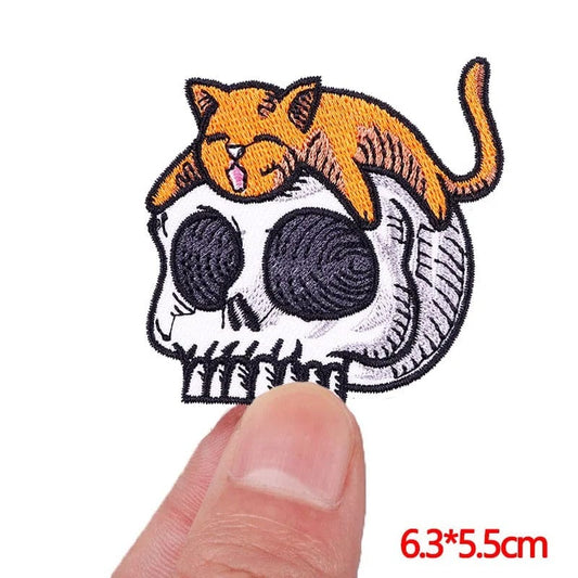 Cat Skull Patch Iron Sew On Clothes Bag Animal Kitten Embroidered Badge Crafts
