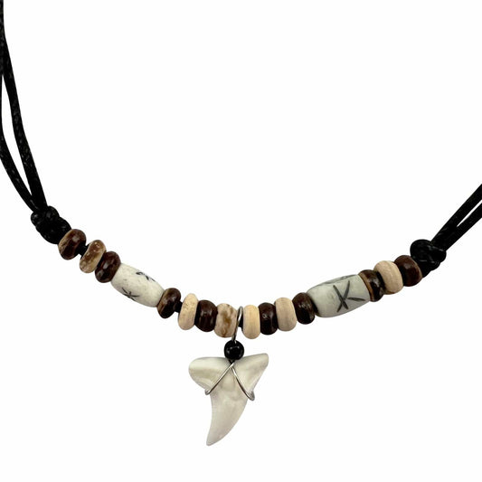 Imitation Resin Shark Tooth Pendant Necklace Wooden Beads Chain Mens Womens Guys Kids Jewellery