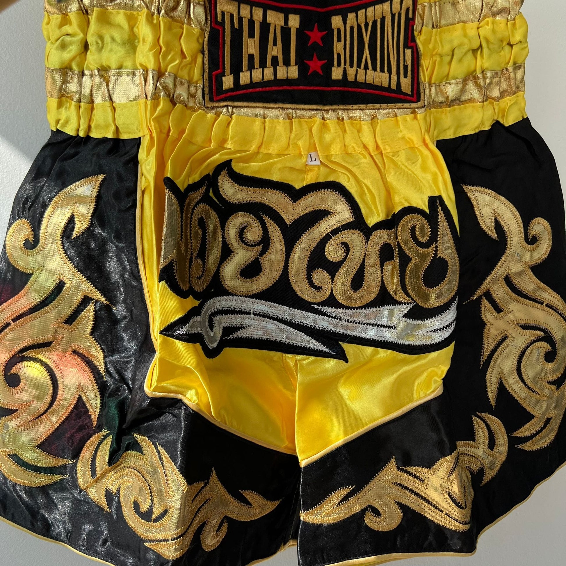 Muay Thai Boxing Shorts Size Medium Yellow Black Mens Ladies UFC MMA Kick Boxing