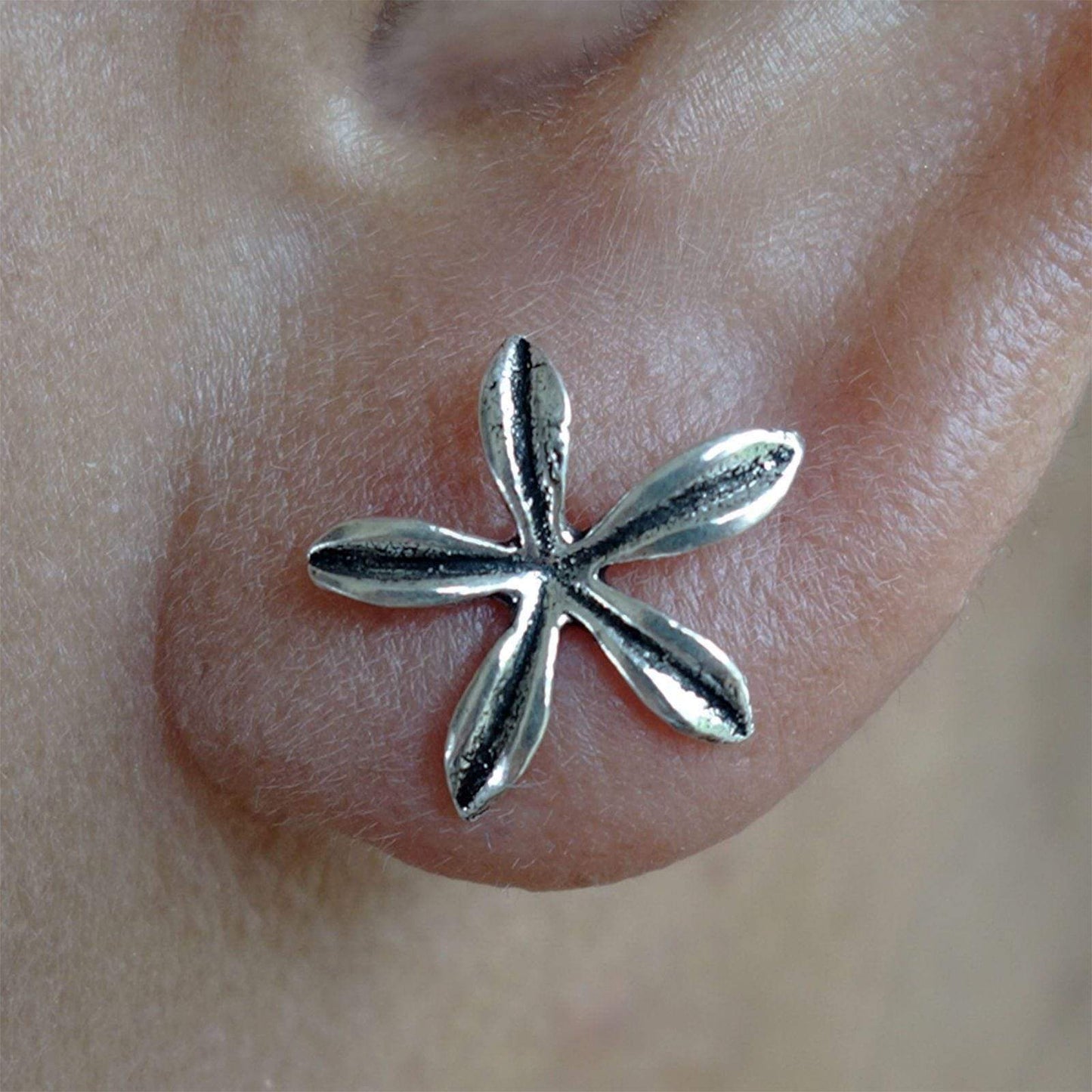 Pair of Silver Stud Flower Earrings 925 Sterling Womens Girl Ear Studs Jewellery